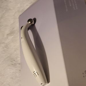 Myolift QT Microcurrent Device